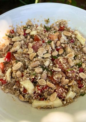 Una foto de Ensalada de quinoa y ricota
