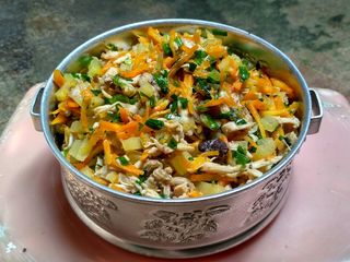 Isi lumpia sayur (wortel, ayam, kentang)