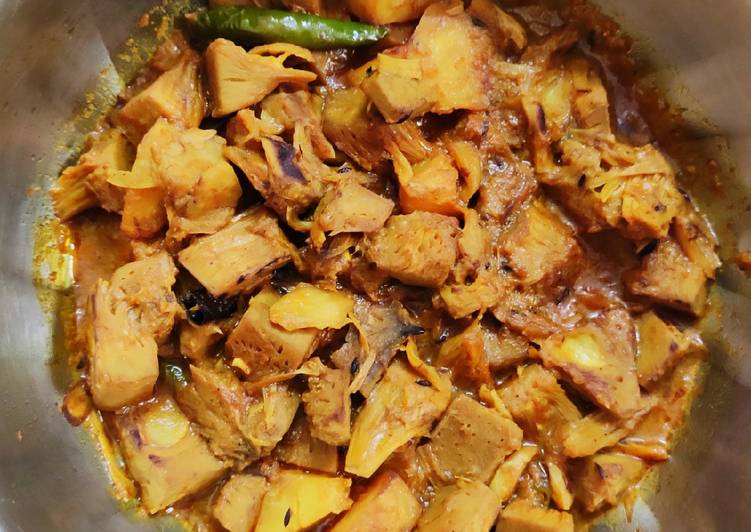 Steps to Make Homemade Jackfruit curry/ echor kosha