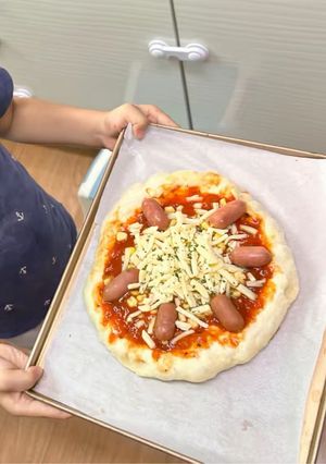 Hình của món Pizza tôm và xúc xích phô mai 🧀.