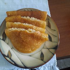 A picture of Cardamon/vanilla pancakes.