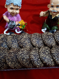 عکسی از دستور کوکی کنجدی موکا😋😋