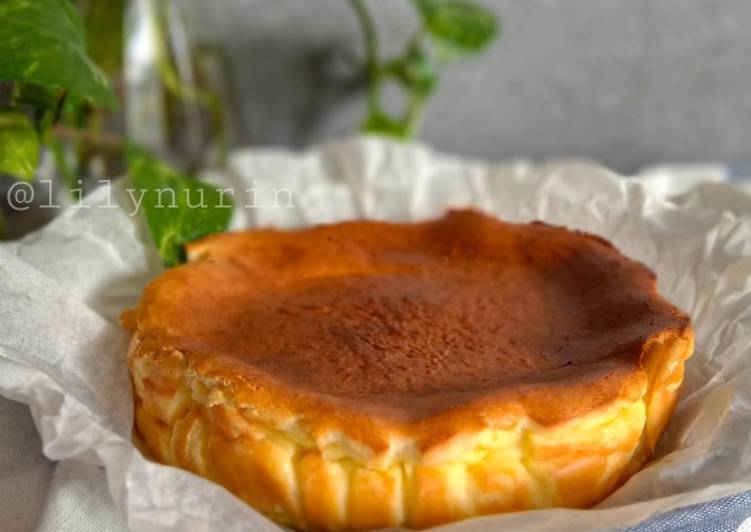 Bagaimana Menyiapkan Burnt Cheese Cake Anti Gagal