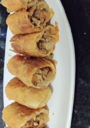 A picture of Veg Rolls.