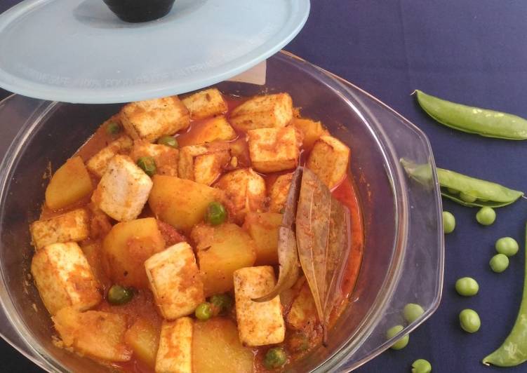 Easiest Way to Prepare Super Quick Homemade Peas paneer