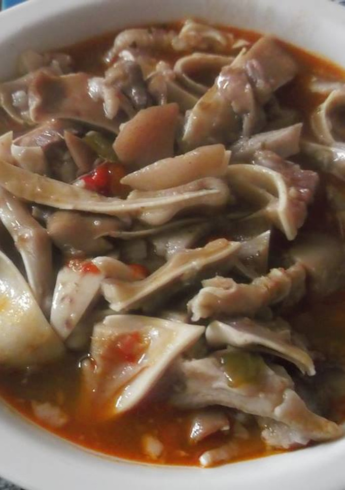 Una foto de Orejas en salsa picante