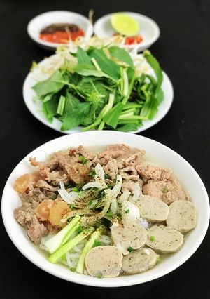 Hình của món Phở Bò Thập Cẩm.