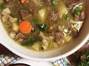 Gambar sup daging sapi cengkeh