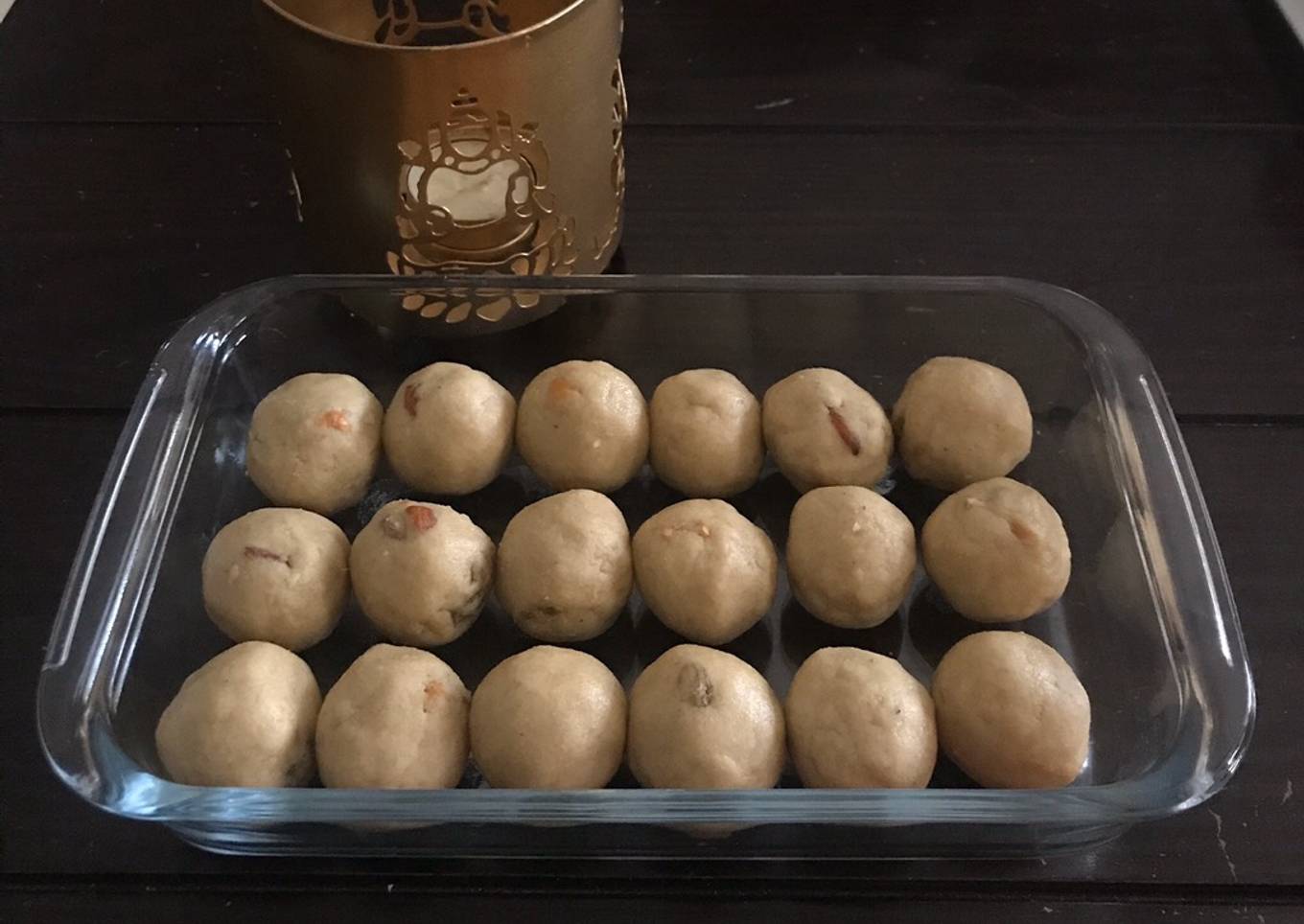 Wheat flour laddu