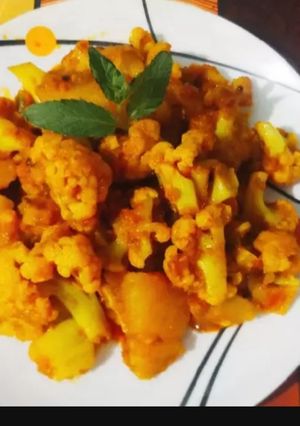 दही आलू गोभी फ्रायड भाजी (Dahi Aloo Gobi Fry Bhaji Recipe In Marathi) रेसिपी चे मुख्य फोटो