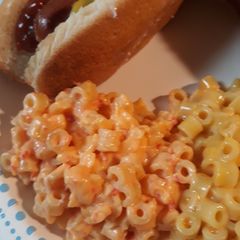 A picture of Pimiento Mac and Cheese.