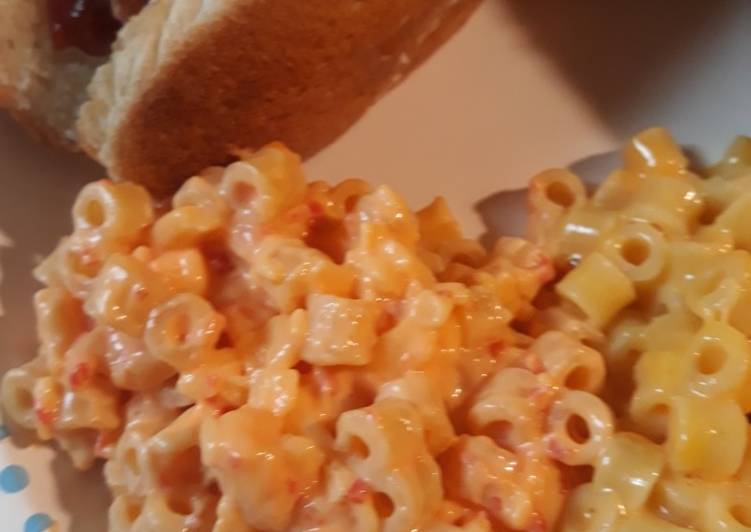 Pimiento Mac and Cheese