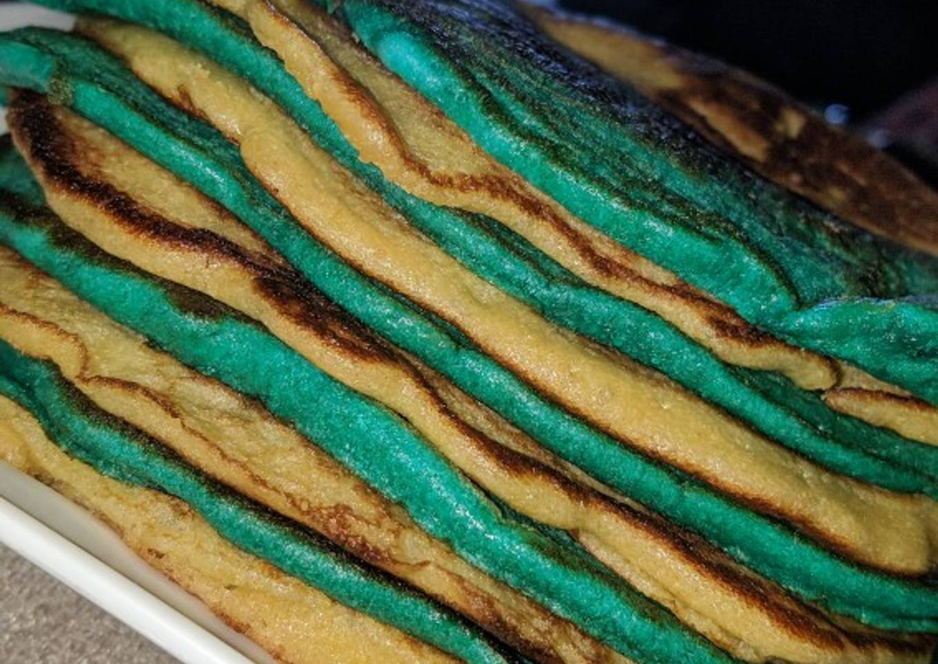 Coloured pan cake