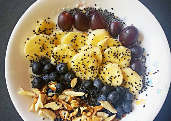 Overnight oats chia bowl