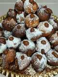 Frittelle al cocco con crema al cioccolato