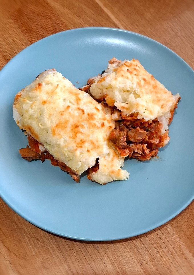 Una foto de Pastel de patata, berenjena y atún