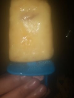 कस्टर्ड आइसक्रीम (Custard Icecream recipe in Hindi) रेसिपी मुख्य फोटो