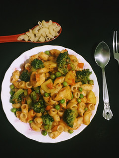 A picture of Macaroni Salad.
