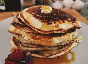 Foto principal de Pancakes originales con sirope de arce 🇨🇦