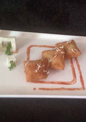 A picture of Crispy Ravioli.