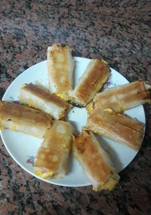 A picture of Cheese Goulash Rolls.