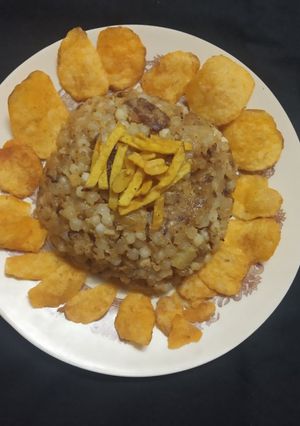 સાબુદાણા બટાકા ની ખીચડી (Sabudana Bataka Khichdi Recipe In Gujarati) રેસીપી મુખ્ય ફોટો
