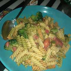 Una foto de Macarrones con verduras a la soja