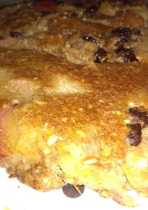 Una foto de Tortita integral con manzana y pasas