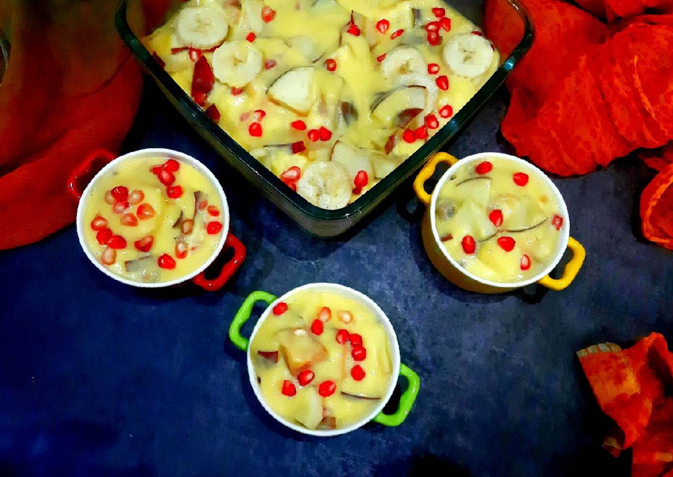 Fruits custard