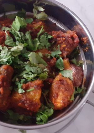 ભરેલા કારેલાનું શાક(bharela karela nu saak in Gujarati) રેસીપી મુખ્ય ફોટો