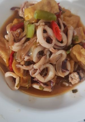 Foto resep Cumi tahu saus tiram ala upie
