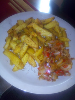 A picture of Chips and onions source.