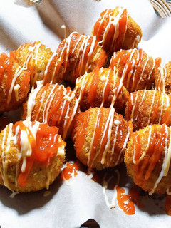 Foto resep Bola - Bola Nasi Sosis Crispy