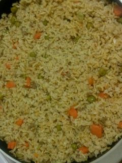 صورة لوصفة رز بني بالخضار