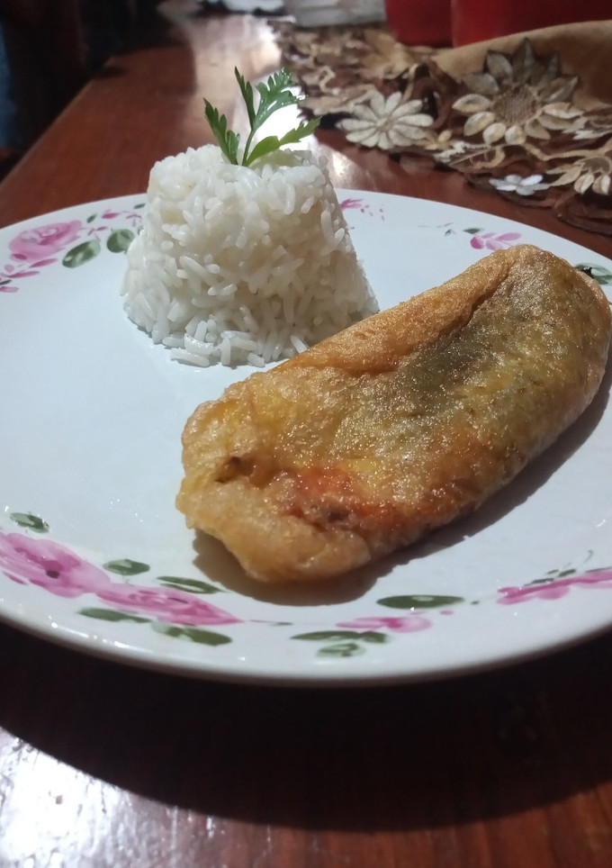 Una foto de Chiles rellenos de agua con quesillo