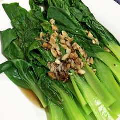 A picture of Pokcoy saus tiram.