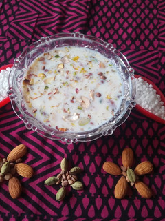 સાબુદાણા ની ખીર (Sabudana Kheer Recipe In Gujarati) રેસીપી મુખ્ય ફોટો