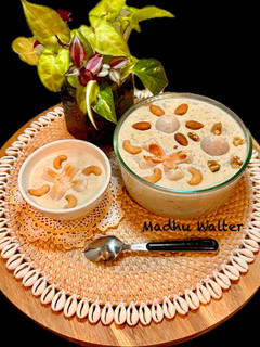 लीची और ब्रेड खीर (Lychee and Bread Kheer) रेसिपी मुख्य फोटो