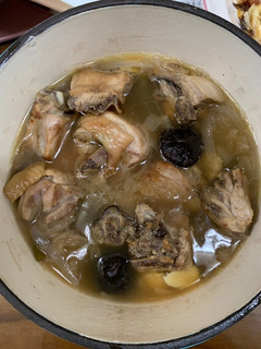 家常香菇蔥燒雞(鑄鐵鍋料理) 的食譜成品照片