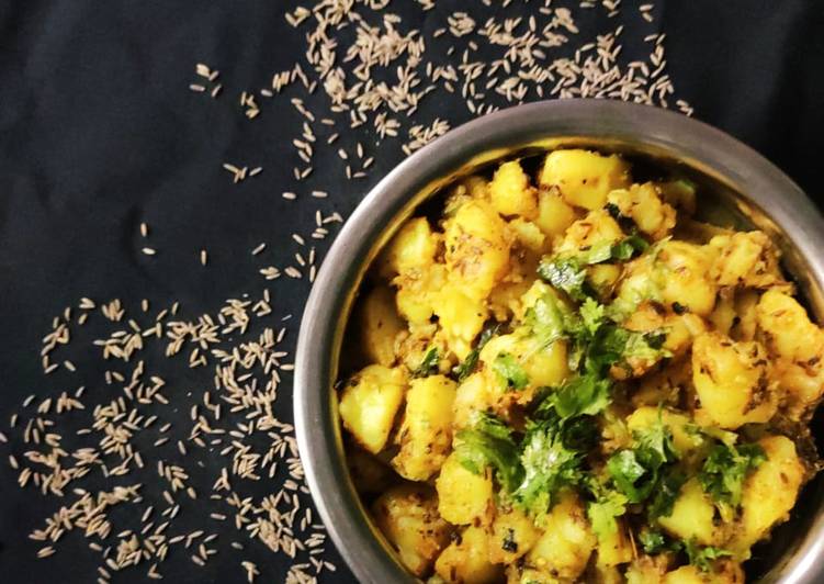 MAKE ADDICT!  How to Make Jeera Aloo