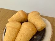 A picture of only flour water and sugar