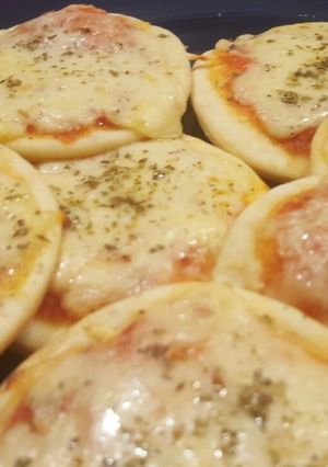 Una foto de Pizzetas súper sencillas