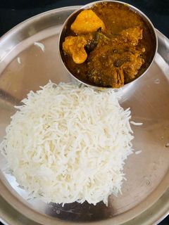 मटन करी (mutton curry recipe in hindi) रेसिपी मुख्य फोटो