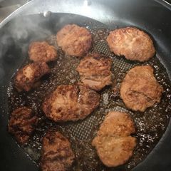 A picture of Pork tenderloin steak and Marsala.