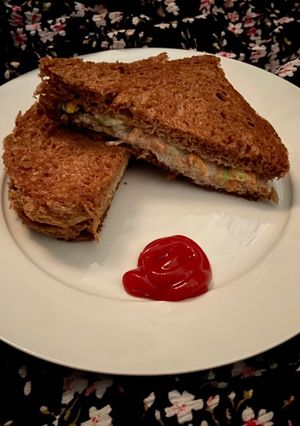 A picture of Curd sandwich 🥪/cucumber/carrot mix with curd.