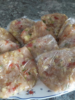 Una foto de Hamburguesas de verdura y pollo.En thermomix