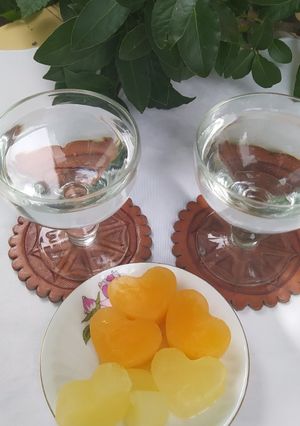Una foto de Agua Saborizada  Rica, Fácil y Natural