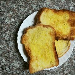 A picture of Toasted Bread.