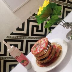 A picture of Banana strawberry pancake.