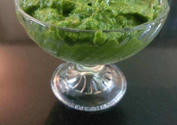 Step-by-Step Guide to Make Any-night-of-the-week Avacado pesto